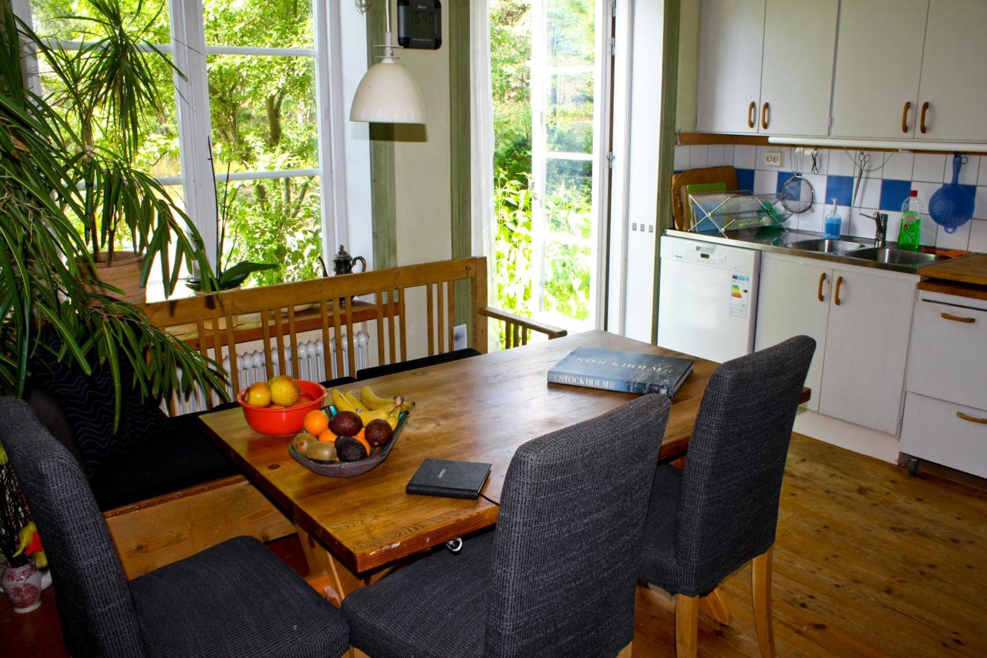 B&B Eco-Village 12 Min From City Ville de Ville de Stockholm Extérieur photo